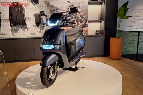 Sudah Bisa Dipesan, TVS iQube S 2025 Baru Dikirim ke Konsumen di Bulan Ini