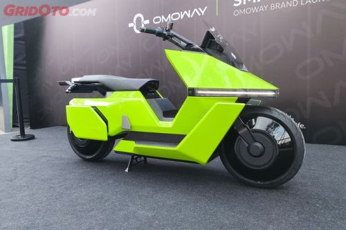 Mirip Mobil, Sepintar Apa Fitur ADAS di Motor Listrik Omoway X?