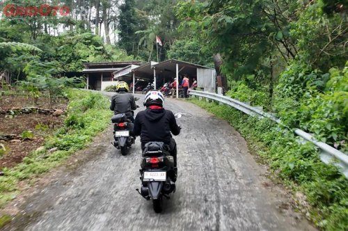 Yamaha, Mesin Irit Yamaha Gear Ultima 125 Sanggup Nanjak di TOL Khayangan via Krakalan?