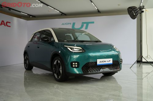 Spesifikasi Mobil Listrik AION UT Yang Diperkenalkan Di Indonesia