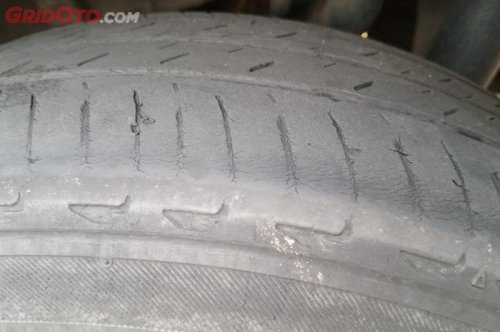 Mobil Lama Enggak Dipakai Muncul Flat Spot, Begini Cara Mengatasinya