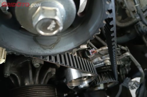 Berapa Sih Usia Pakai Timing Belt Mobil? Ganti Sebelum Putus di Jalan