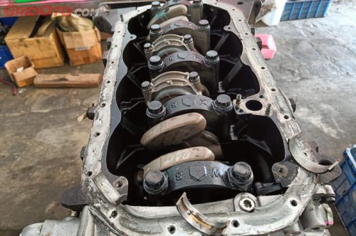 Murah Banget, Kruk As Mobil Copotan Ex Singapore Cuma Dihargai Segini