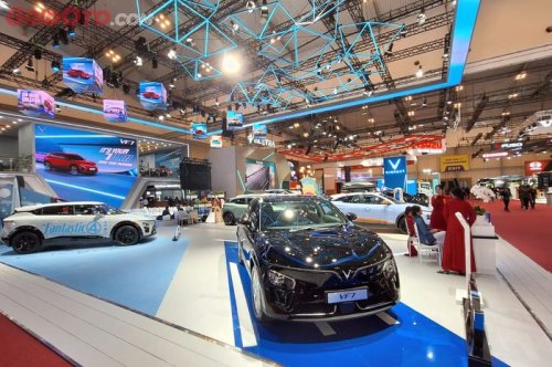 VinFast, Cuma di GIIAS 2025, Modal Rp 3 Juta Bisa Bawa Pulang Mobil VinFast