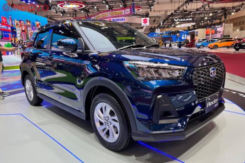 Duel Harga Rocky Hybrid VS Suzuki Fronx Hybrid, Siapa Lebih Murah?
