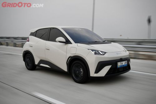 Panjang Gak Sampai 4 Meter, Jok Belakang BYD Atto 1 Tetap Selega Ini