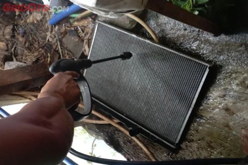 Daihatsu, Daihatsu Terios, Segini Biaya Flushing Radiator Daihatsu Terios di Bengkel Umum