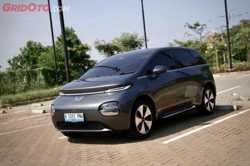 Wuling, Selain Dari Tuas, Ada Tiga Cara Unik Buka Pintu Bagasi Wuling Cloud EV