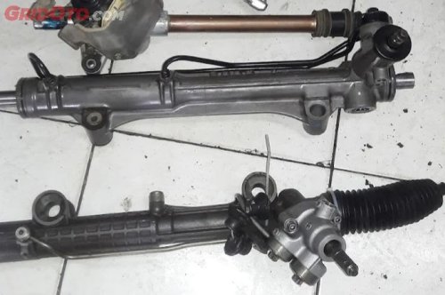 Ciri-ciri Selang Power Steering Mobil Bocor dan Cara Mengatasinya
