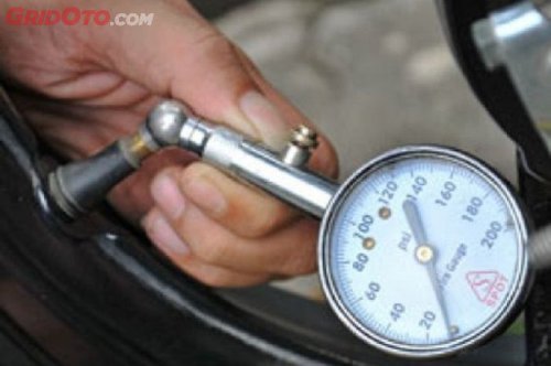 Jadi Tahu, Ini Alasan Jangan Langsung Isi Nitrogen di Ban Motor Baru