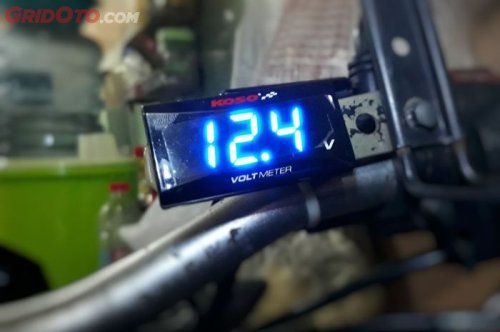 Cara Mudah Pasang Voltmeter Universal di Motor Injeksi Tanpa ke Bengkel