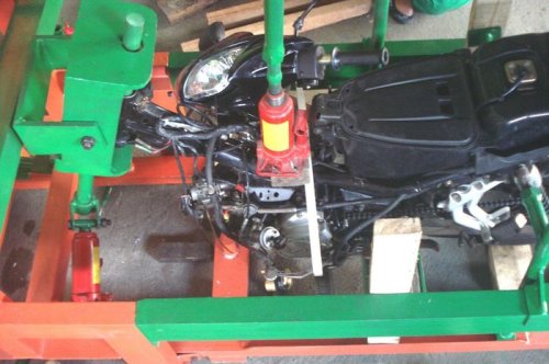 Rangka Motor Hasil Press Enggak Bisa Normal Lagi? Mekanik Bilang Begini