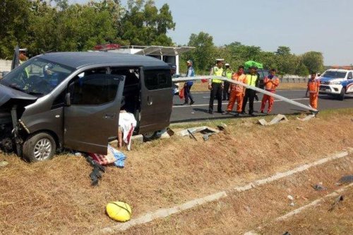 Sekarang Paham, Ini Kenapa Tabrakan Beruntun di Tol Seringnya di Lajur Kanan