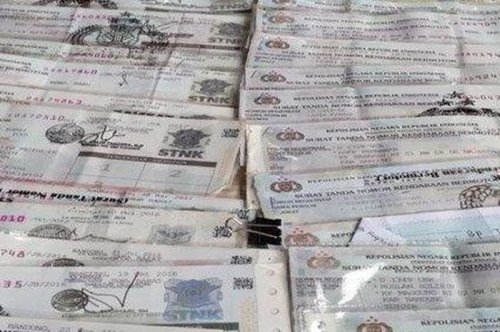 Info ke Grup WA Keluarga, Pemutihan Pajak Kendaraan di Lampung Diperpanjang