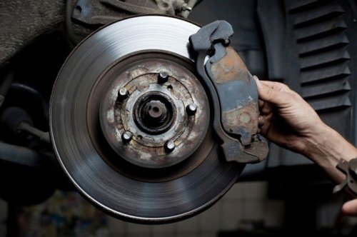 Residu Debu Kampas Rem Bikin Enggak Pakem, Bersihkan Setiap Segini