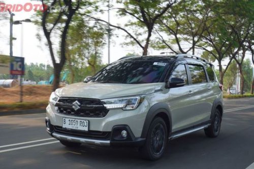 Berfitur Canggih dan Tangguh, Mobil Bekas Suzuki XL7 Harganya Segini