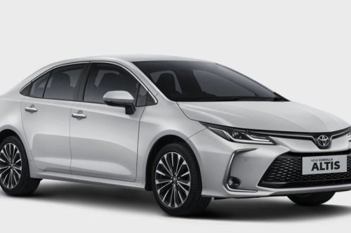Cek Harga Toyota Corolla Altis Juli 2025, Plihan Sedan Elegan Berfitur Canggih