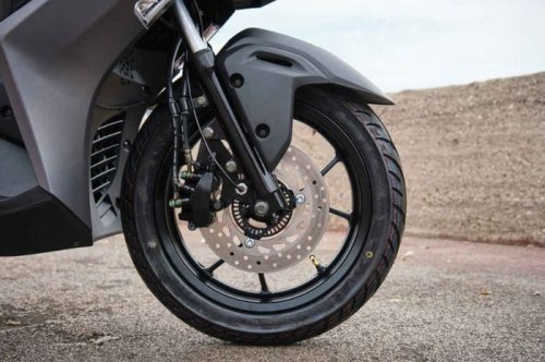 Rem ABS Cocok Banget Buat Pemotor Pemula, Ini Alasannya