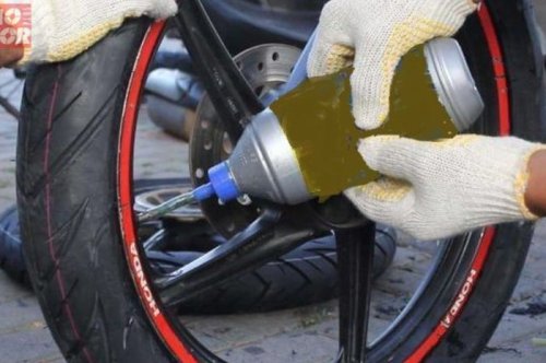 Pantas Pabrikan Ban Tidak Sarankan Pakai Cairan Anti Bocor, Ini Efeknya