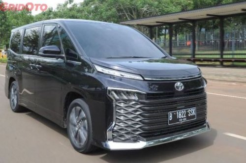 Toyota, Toyota Voxy, Cocok Buat Keluarga Mapan, Segini Harga Toyota Voxy per April 2025