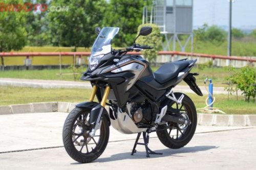 Honda, Honda CB Buat Turing, Sekali Full Tank Bisa Jalan 540 Km, Segini Harga CB150X April 2025