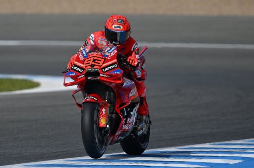 Bagnaia Meringis, Mantap Juga Bonus Ducati ke Marc Marquez di Empat Seri MotoGP 2025