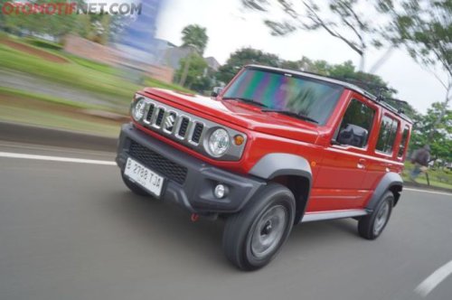 Jip Kalcer Buat Petualang, Segini Harga Suzuki Jimny 5 Pintu Mei 2025