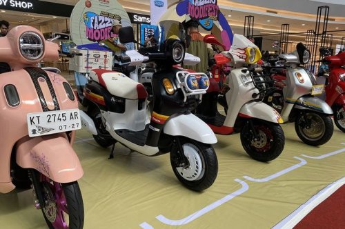 Kece Abis, Tema Iconic dan Kalcer Jadi Bahan Pelototan di Fazzio Modifest Samarinda 2025