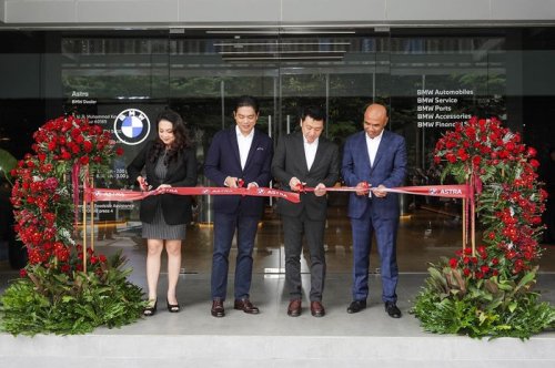 BMW, BMW Bidik Para Crazy Rich Surabaya, Resmikan Dealer M Pertama di Jawa Timur