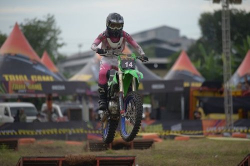 Trial Game Dirt Sidoarjo Suguhkan Trek Panjang, Kroser Dipaksa Gaspol
