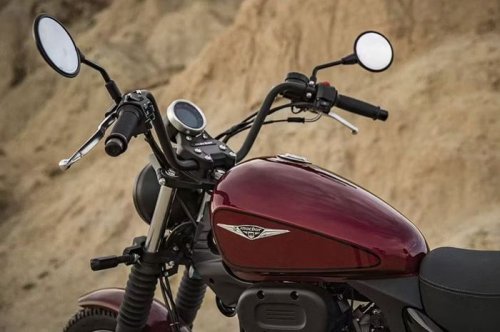 Bermesin Kecil, Cruiser Macho Ini Bisa Dikira Moge, Sanggup Jalan 642 KM Sekali Fulltank