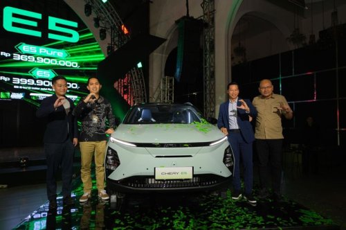 Chery C5 dan E5 Facelift Harga Jauh di Bawah Rp 400 Juta, Ini Yang Didapat