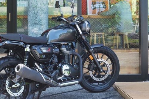 Honda, Motor Retro 350 Cc Honda Muncul Versi Barunya, Bisa Jalan 591 Km Sekali Fulltank