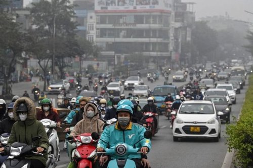 Polusi Kronis, Motor Berbahan Bakar Fosil Dilarang Berkeliaran di Hanoi Mulai 2026