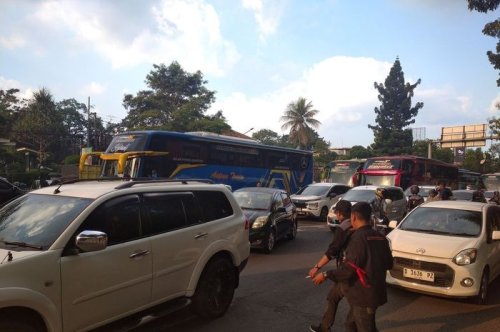 Flyover Pasupati Bandung Sempat Lumpuh Total Diblokade Puluhan Bus Pariwisata, Tuntut Ini ke KDM