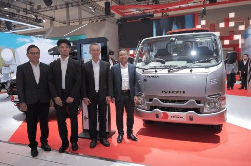 Isuzu, Isuzu Bawa 6 Kendaraan di GIIAS 2025, Cocok Jadi Solusi Berbagai Kebutuhan