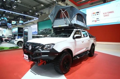 Isuzu, Isuzu D-Max, Layak Jadi Inspirasi Modifikasi, Isuzu D-Max Tampil Macho Bergaya Off-Road di GIIAS 2025