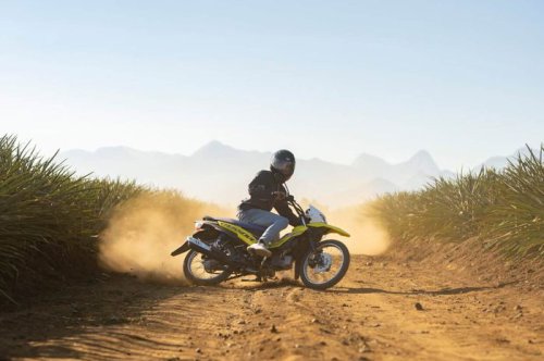 Suzuki Bikin Motor Trail Basic Bebek, Harga Rp 19 Jutaan Mesin 113 cc