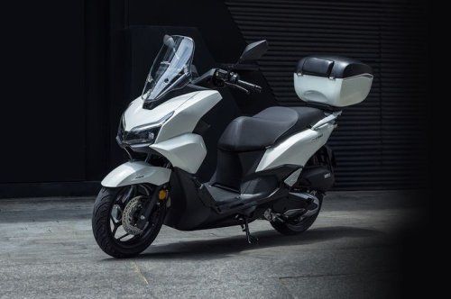 Honda, Punya Dashcam dan Radar, Motor Baru Adik Honda PCX 160 Dijual Rp 34 Jutaan