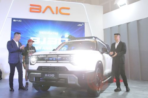 BAIC, Baru Nongol di Surabaya, BAIC BJ30 Hybrid Langsung Dikasih Diskon
