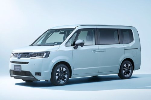 Honda, Warna-warni Honda Step WGN Hybrid Air VS Spada, Mana Lebih Cakep?
