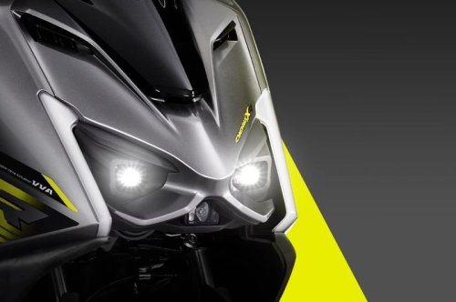Yamaha, Yamaha Aerox Dek Rata Meluncur Pakai Mesin 155 VVA, Harga Bikin Bengong