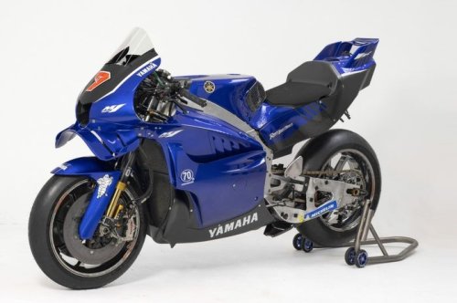 Yamaha, MotoGP, Senjata Baru Yamaha MotoGP Muncul, YZR M-1 Mesin V4 Siap Balapan Minggu Ini