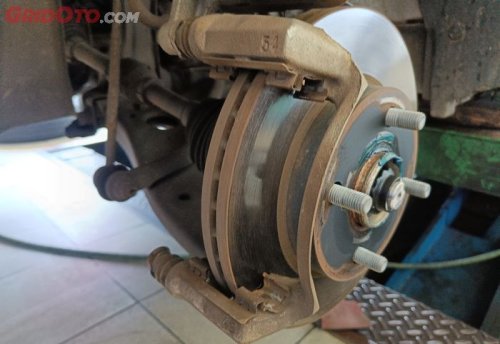 Pakai Kampas Rem Aftermarket Bikin Cakram Lebih Cepat Aus, Kok Bisa