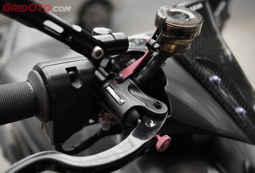 Beberapa Masalah Ini Bisa Muncul Saat Minyak Rem Motor Bekas Gak Pernah Ganti