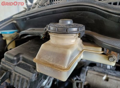 Hindari Rem Blong, Begini Cara Mudah Merawat Rem Mobil yang Benar