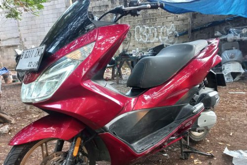 Cara Membersihkan Bodi Motor Terkena Minyak Rem, Begini Triknya