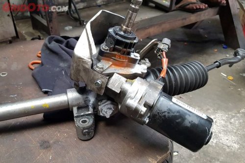 Cek Power Steering Elektrik Sudah Mulai Oblak, Begini Caranya