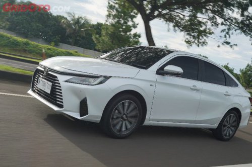 Best Small Sedan OTOMOTIF Award 2025 Nih, Segini Harga Toyota Vios