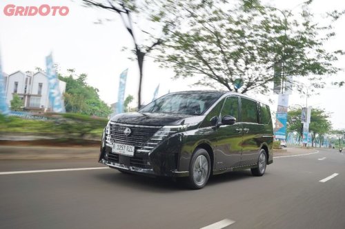 Perbandingan Spek dan Harga Honda Step WGN Hybrid, Lawan Voxy dan Serena